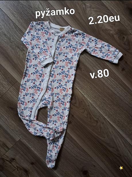 Pyžamko, 80