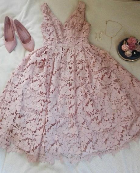 Luxusné čipkované šaty v púdrovo-ružovej farbe, mohito,xs