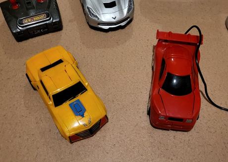 Hračky - autíčka, 