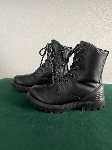 Zimne čižmy, ecco,28