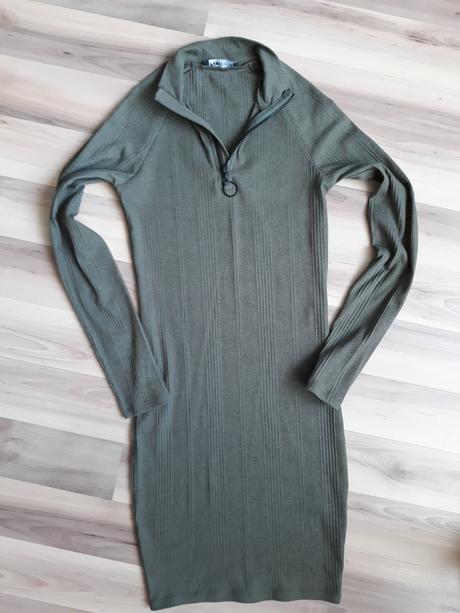 Raz oblecene uzke saty, xs