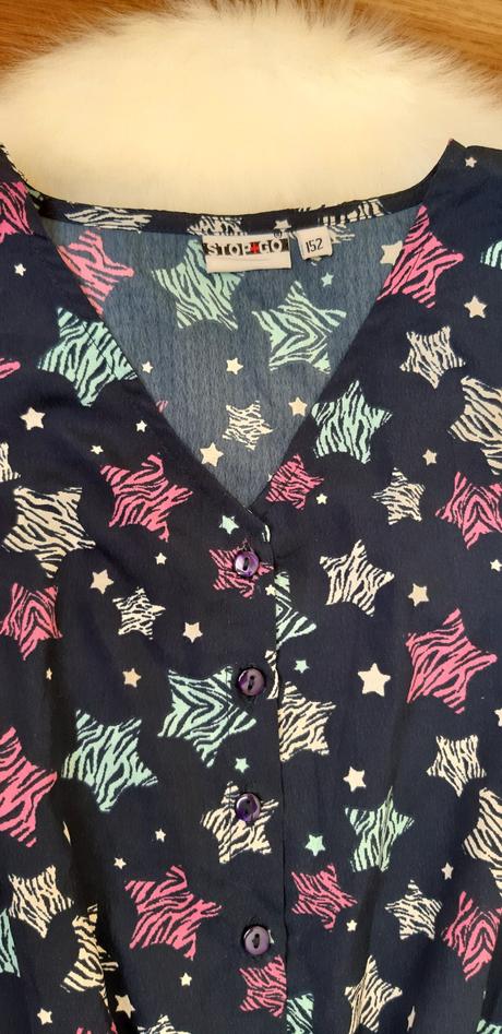 Krásny dievčenský overal, 152