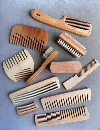 Drevené hrebene, kefky, 