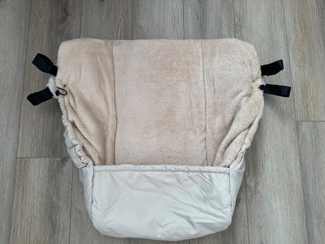 Univerzálny zateplený nánožník,