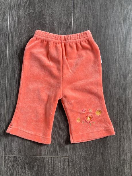 Dievčenské tepláky velk.62, 62