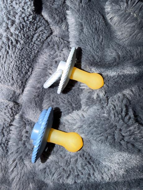 Kaučukové cumlíky frigg, 