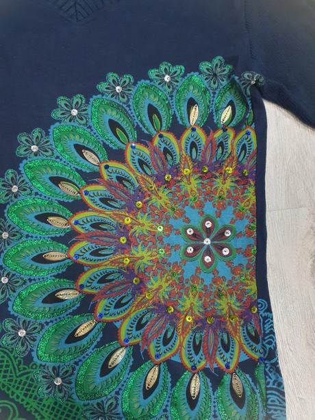 Krásne sveter - tričko kvalitnej značky desigual, desigual,s