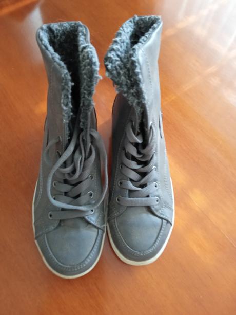 Super topánky pre paradnice, 31