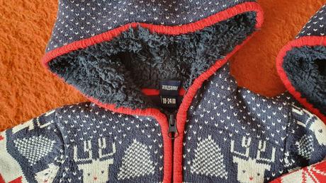 Tepľúčke svetríky s kapucňou, 86