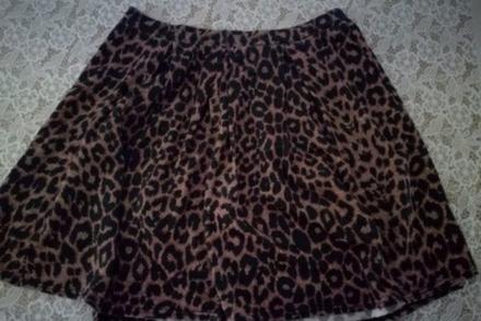 Sukňa leopard veľ.44, xl