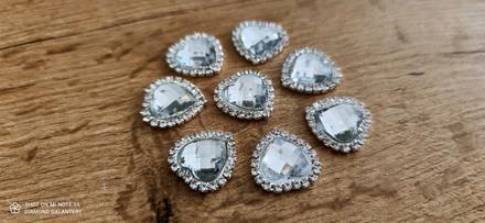 Ozdobné štrasové srdiečka 24 x 23 mm - crystal, 
