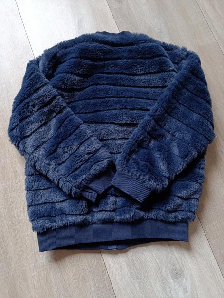 Hunata bundička, lupilu,98