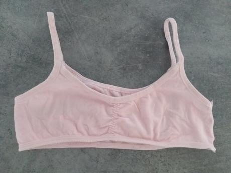 Podprsenka vel. 134/140, 134