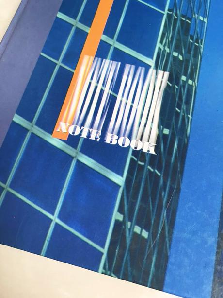 Veľký zošit v tvrdých doskách a4 linajkový,