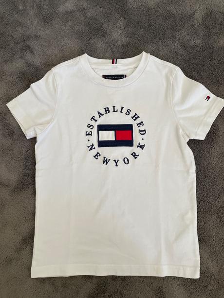 Th tričko, tommy hilfiger,110