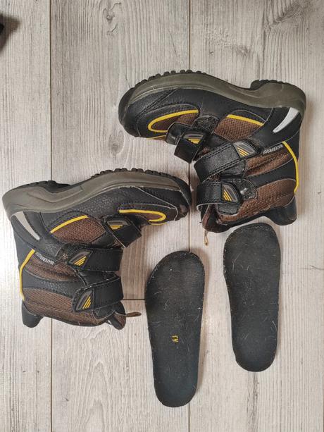 Zimne topanky crossroad, 27