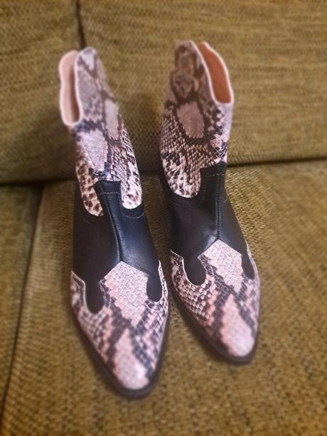 Kožené cowboy topánky - nové, 39