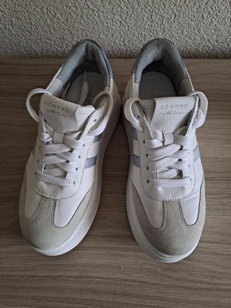 Kožené tenisky, 37