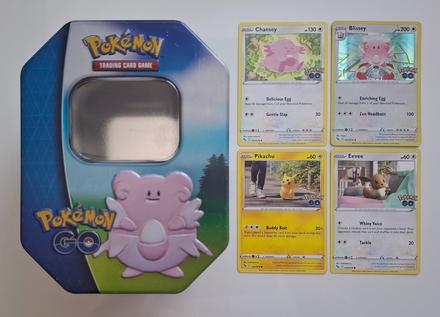 Pokémon go plechovka blissey + 4 karty,