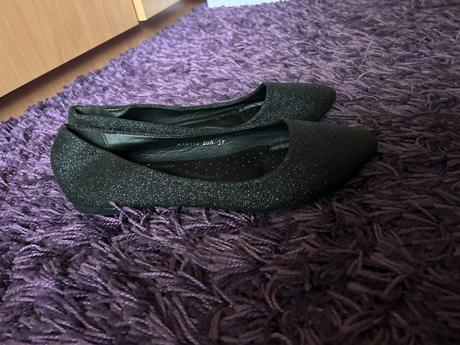 Trblietavé baleríny č. 37, 37