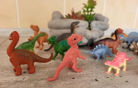 Dinosaury  - 14 kusov, 
