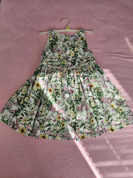 Kvetovane saty, f&f,104