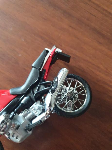 Bmw motorka top stav - model,