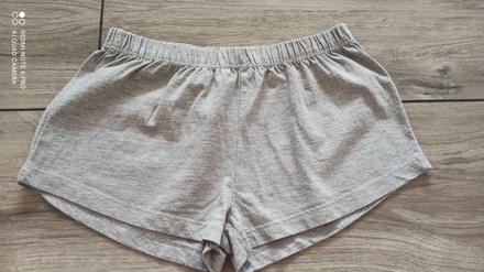 Kraťasy - nenosené 146, 146