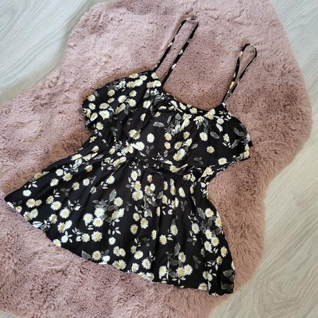 Xs topik s kvetinami, tally weijl,xs