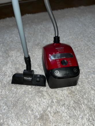 Predam detsky vysávač theo klein miele 2+, 