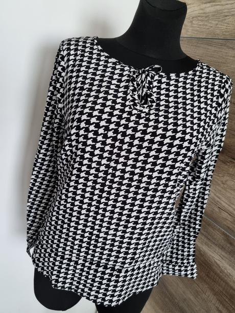 Elegantná blúzka so vzorom značky comma, 42