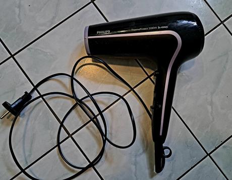 Predám fén philips, 