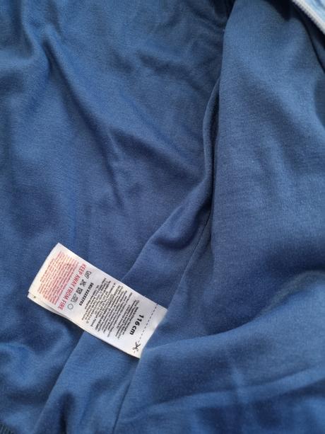 Mikina s kvietkami, 116