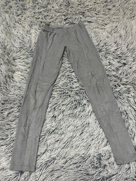 Dievčenské legíny, 146