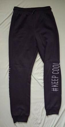 Chlapčenské tepláky, 146