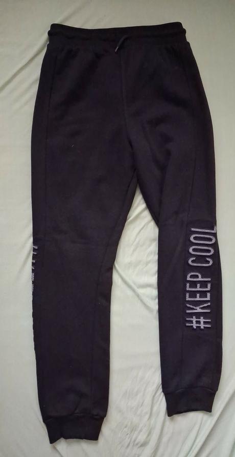 Chlapčenské tepláky, 146