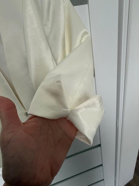 Saténové podšité sako, 44