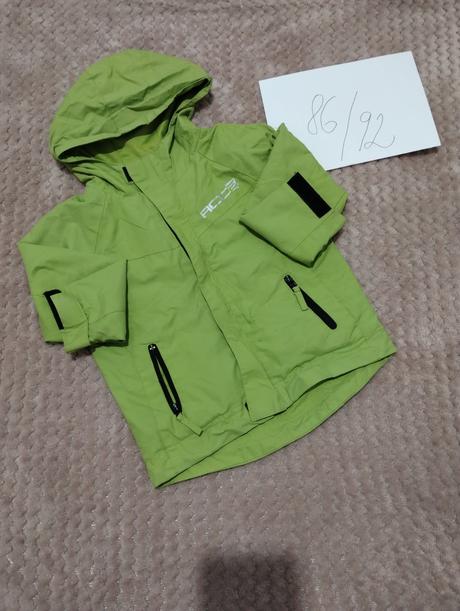 Prechodná tenšia bunda, 86