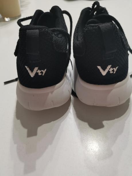 Lahke letne topanky, 33