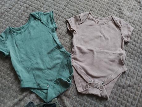 Balík letného oblečenia, 68–80