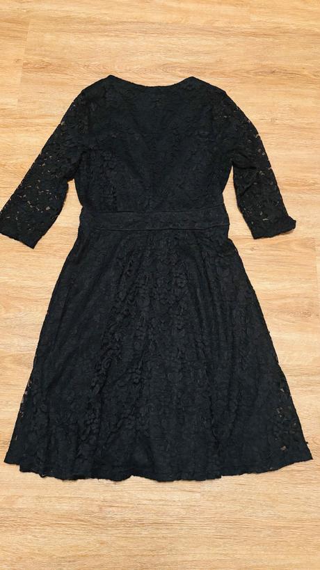 Spoločenské šaty, 38