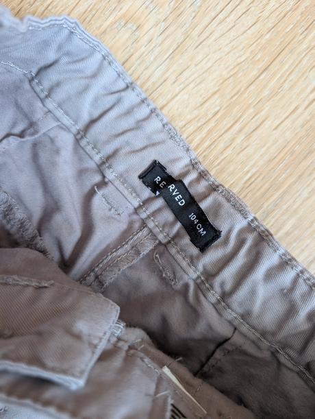 Nohavice, reserved,104