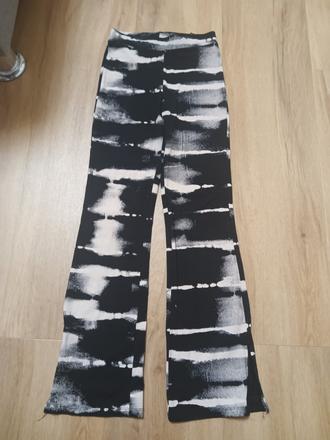 Zvonové leginy, h&m,146