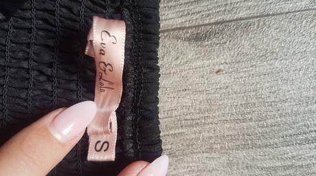 Spoločenské šaty na jedno rameno čierne, s