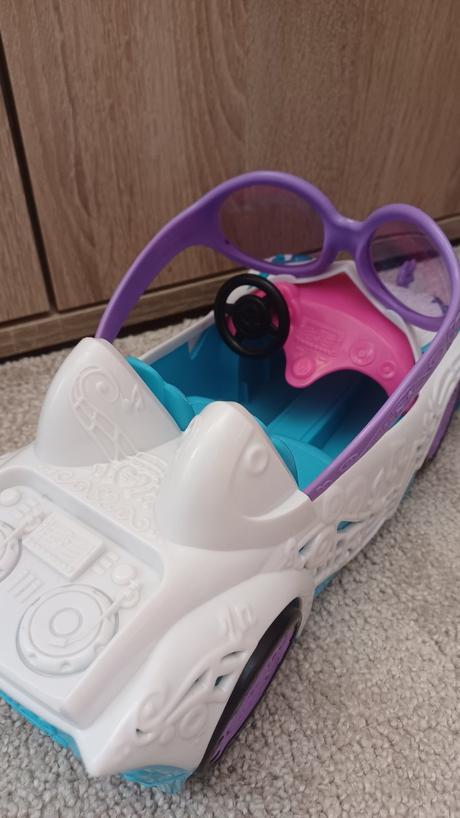 Autíčko equestriq girl minis, 