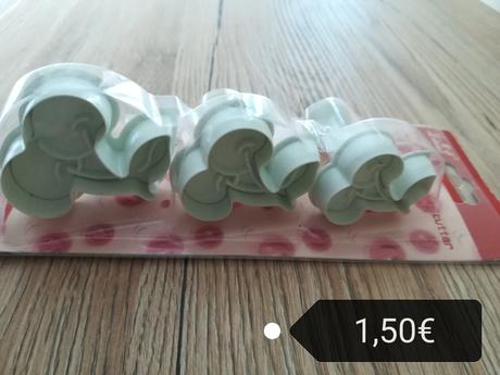 Vykrajovačky čerešne,