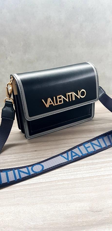 Valentino kabelka, valentino
