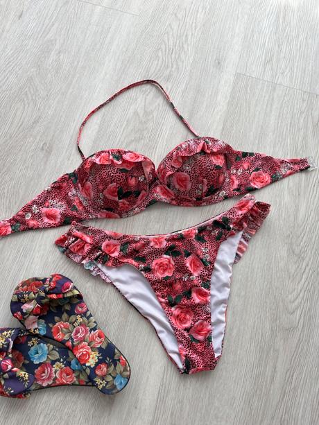 Vystuzene plavky, bikini tezenis, tezenis,s