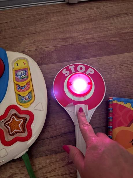 Zvukové a svetelne hračky pre najmenších, 