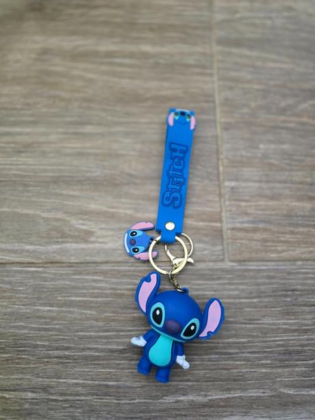 Kľúčenka stitch, 